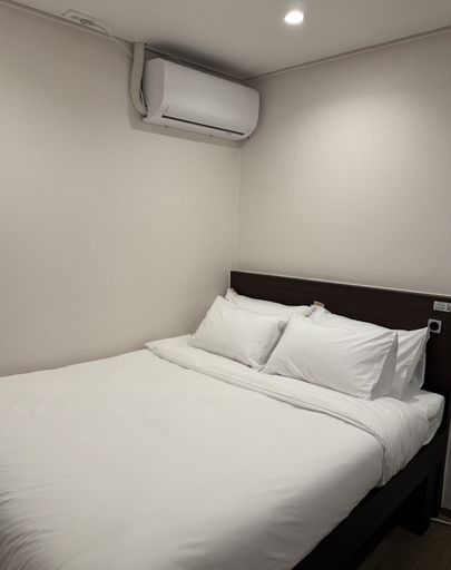 Bedroom 4, Crashin Yongsan Guesthouse, Yongsan