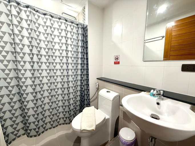Bathroom 4, Diva Boutique, Phuket Island