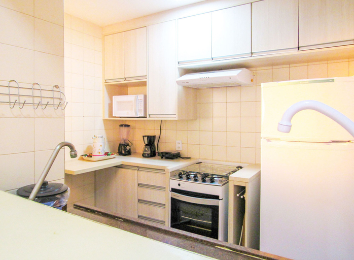 Room 4, Apto a 200 m da Praia das Pitangueiras-guaruj SP, Guarujá