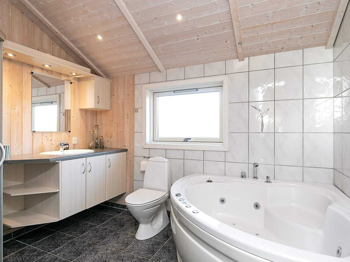 Bathroom, 5 Star Holiday Home in Thisted, Thisted