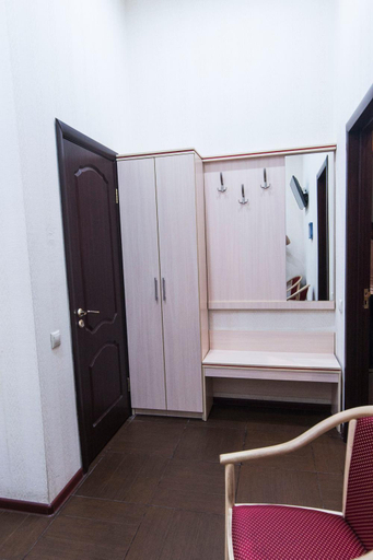 Others 4, Hotel Bratislavskaya 2, South-Eastern