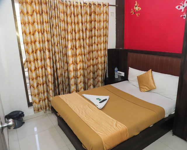 Bedroom 5, Hotel Om Sai, Raigarh