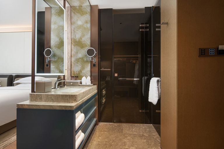 Bathroom 4, Wyndham Garden Urumqi Innovation Square, Ürümqi