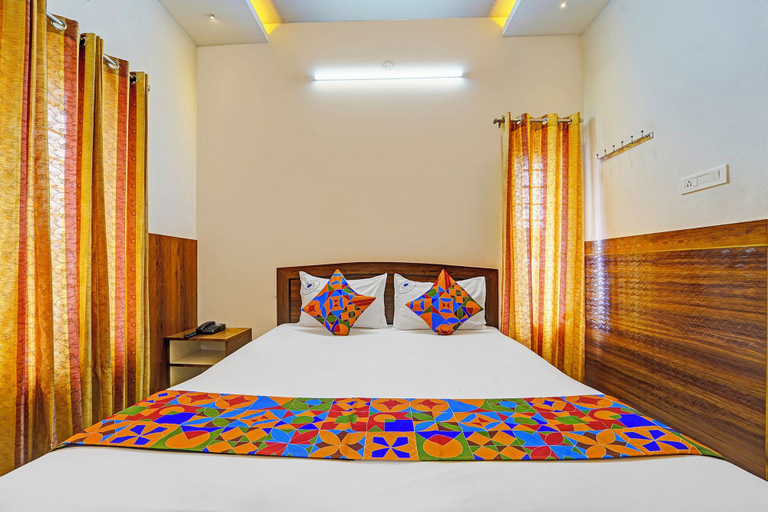 Room 4, Fabhotel Raja Residency, Coimbatore