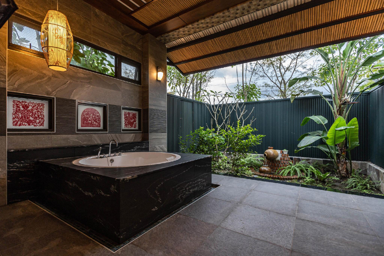 Bathroom 2, Zen and Zan Resort, Hualien