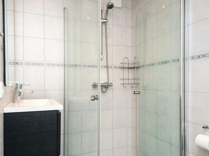 Bathroom 3, 5 Star Holiday Home in Ansager, Varde
