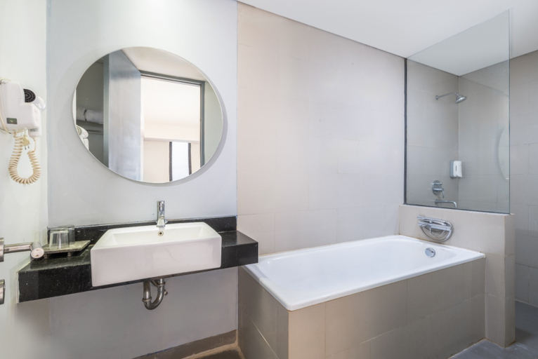 Bathroom 4, Indies Style Hotel Bandung, Bandung