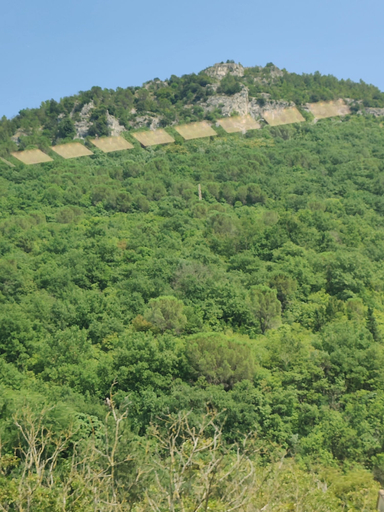 Miscellaneous 3, 3 bed - Sleeps 6 - Mountain View - Parking - Pets, Ancona