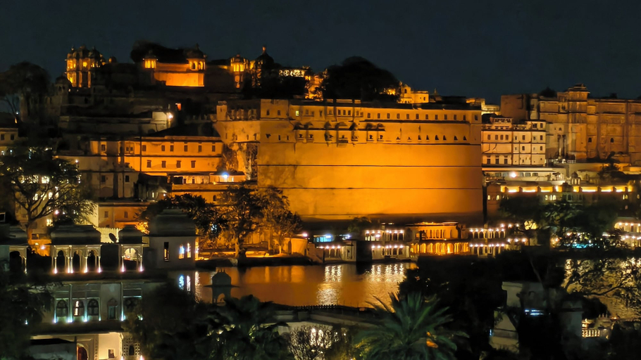 Exterior & Views 2, Hotel Lake Star Bistro, Udaipur