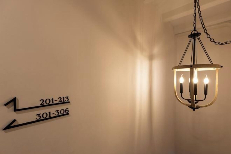 Interior detail, Heritage Collection on Victoria - Mobile App Check-In, Singapura