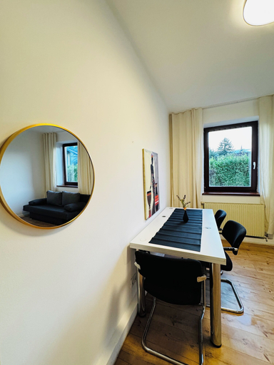 Others 5, Cozy 3BR Apt with Garden Sleeps 10, Wien