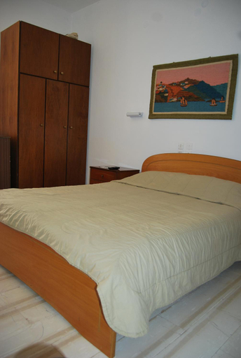 Others 5, Hotel Orama, Central Greece