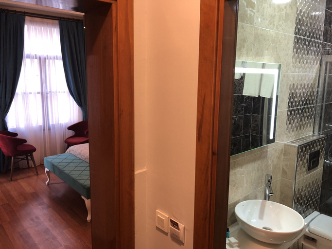Bathroom 3, The Void Hotel, Şişli