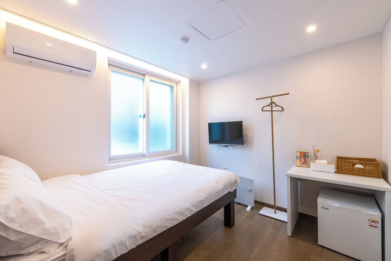 Bedroom 5, Crashin Yongsan Guesthouse, Yongsan