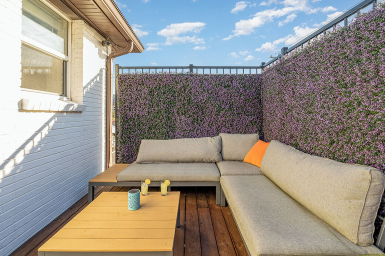 Interior 5, Opulent Pearl - Private Patio - Mins to Broadway, Davidson
