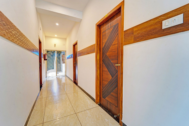 Lobby 5, Fabhotel Raja Residency, Coimbatore
