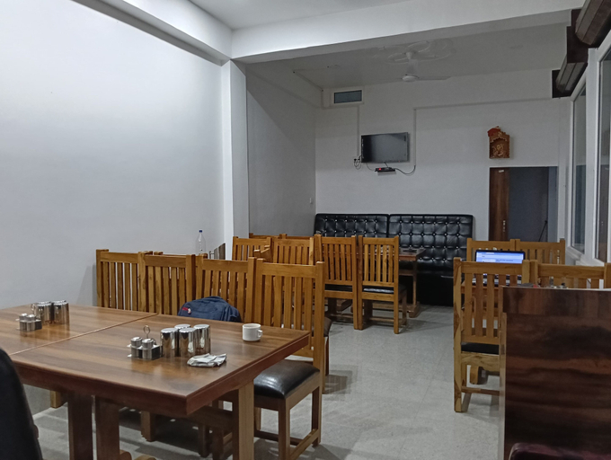 Food & Drinks 4, HOTEL ANNAPURNA REGENCY, Mirzapur