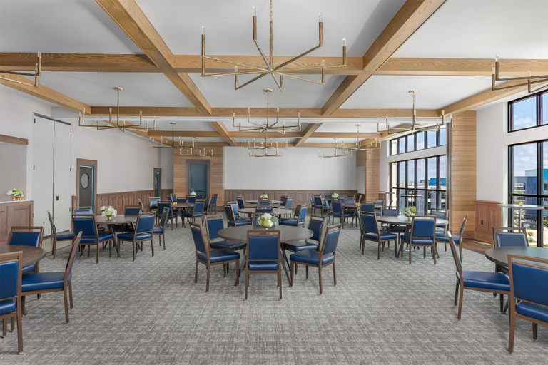 Food & Drinks 5, Hotel Avail Rogers, Tapestry Collection By Hilton, Benton