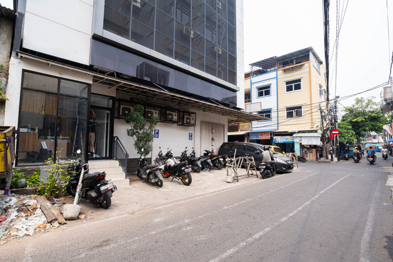 Exterior & Views, Kelowna Dwiwarna Residence, Central Jakarta