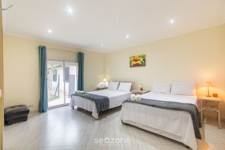 Room 2, House w/ Pool 350 m From Taperapuan Beach Rud0047, Porto Seguro