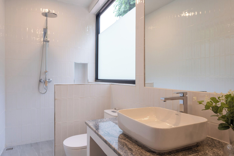 Bathroom 4, The Guu Villas, Ko Lanta