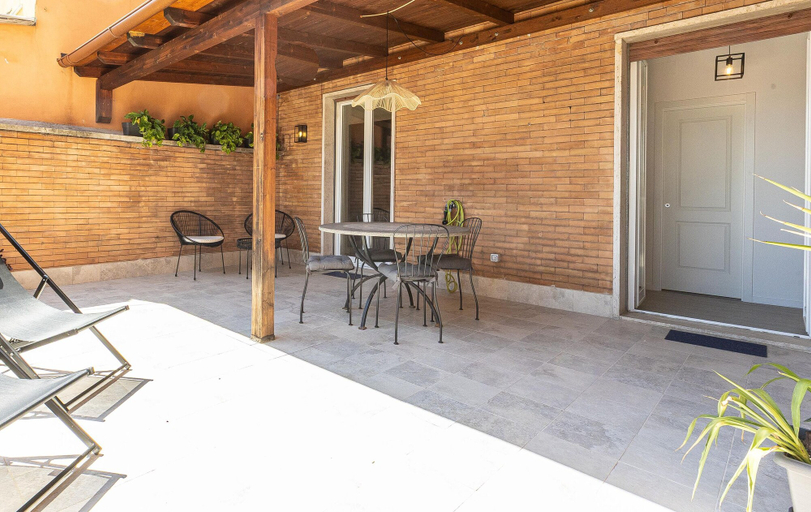 Terrace/patio 5, Rental in Rome Constance Terrace Apartment, Roma
