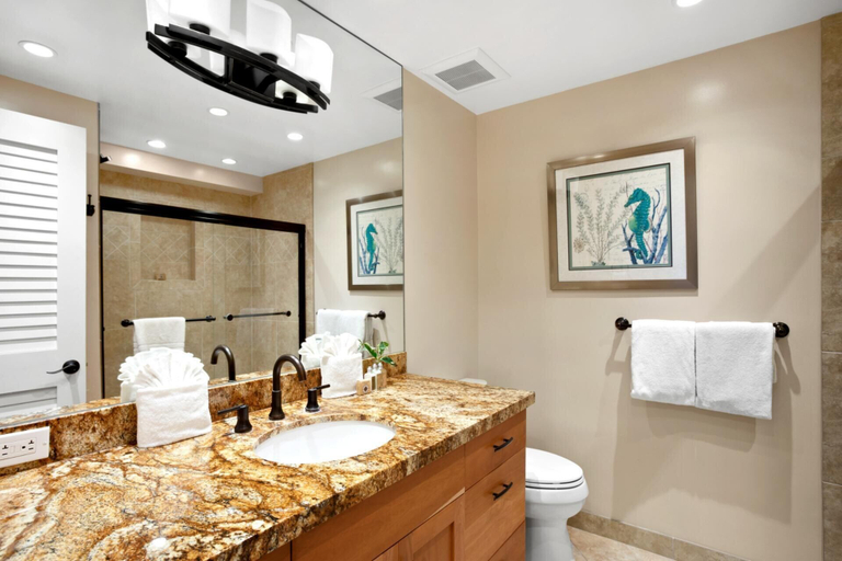 Bathroom 4, Whaler Collection by KBM - 2 Units (1211/1218), Maui