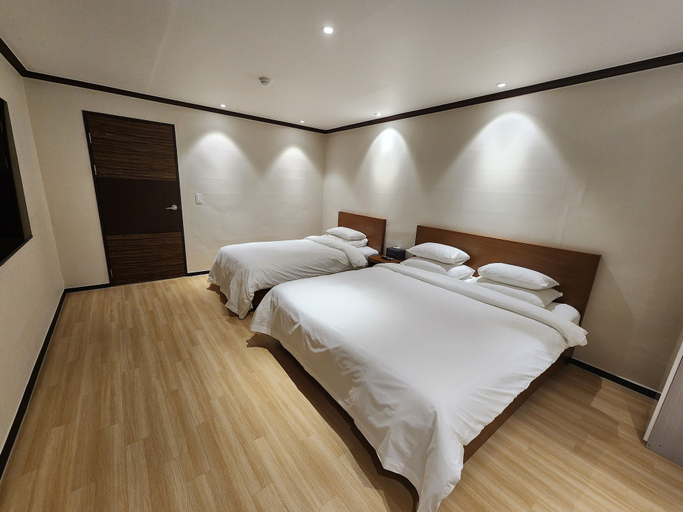 Bedroom 4, Loungeseoul, Icheon
