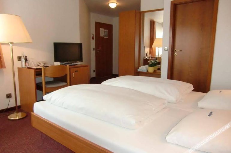 Bedroom 2, ホテル ベア ジンスハイム, Rhein-Neckar-Kreis