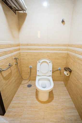 Bathroom 4, Ishwerya Oasis-A unit of Tranquil Homes, Bangalore