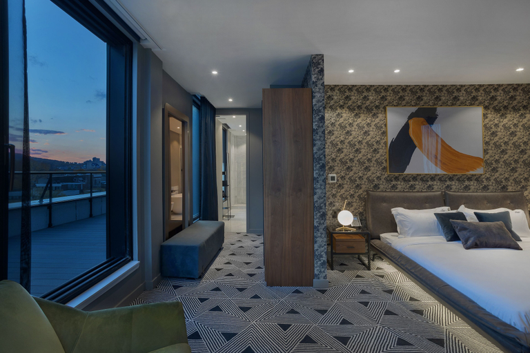 Bedroom 3, Hôtel St-Thomas, Montréal