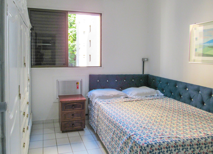 Room 5, Apartamento a 70m da Praia de Pitangueiras SP, Guarujá