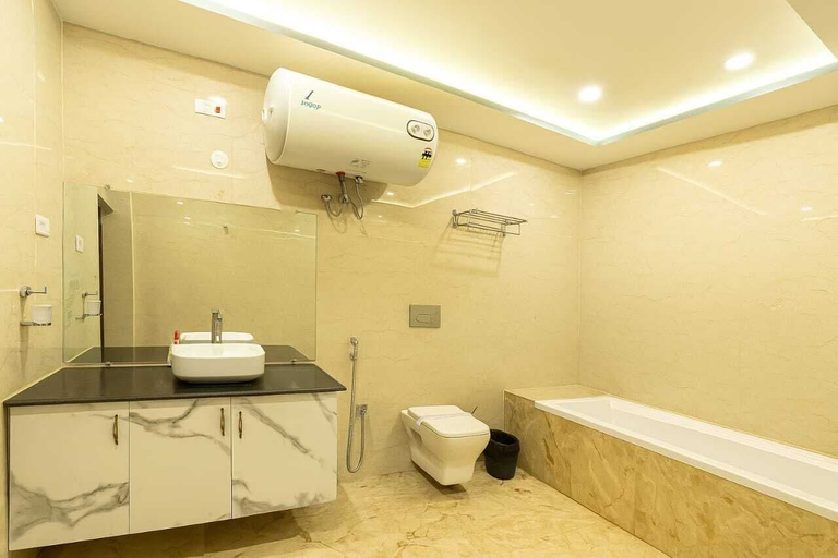 Bathroom, HOTEL JVW ARENA, Purba Champaran