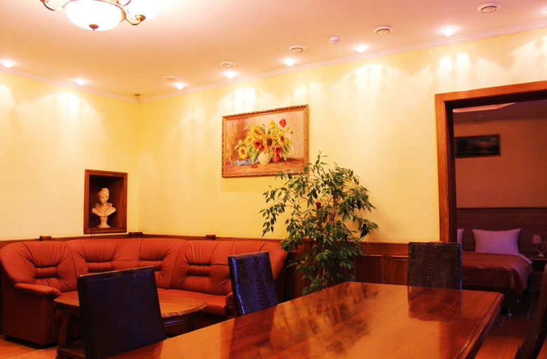 Others 3, Hotel Tsaritsinsky, Southern