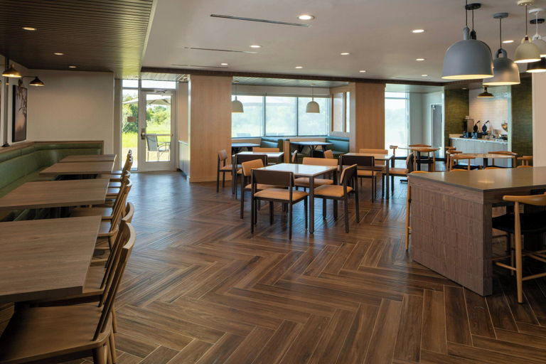 Food & Drinks 5, Fairfield By Marriott Inn & Suites Foley, Baldwin