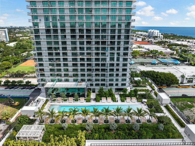 Exterior & Views 2, Miami 72 Building - 360-degree Views - We host, Miami-Dade