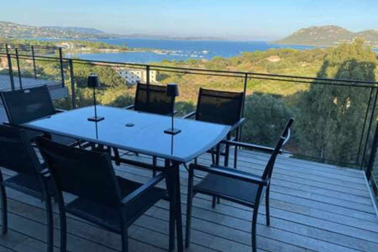 Room 3, Loft Centre-ville Vue Mer, Corse-du-Sud