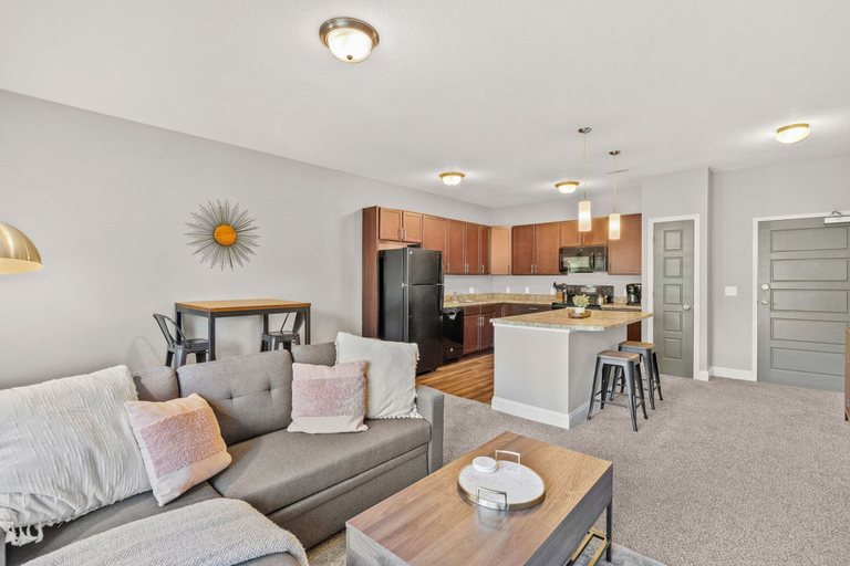 Room 3, Modern Retreat in West Des Moines, Dallas