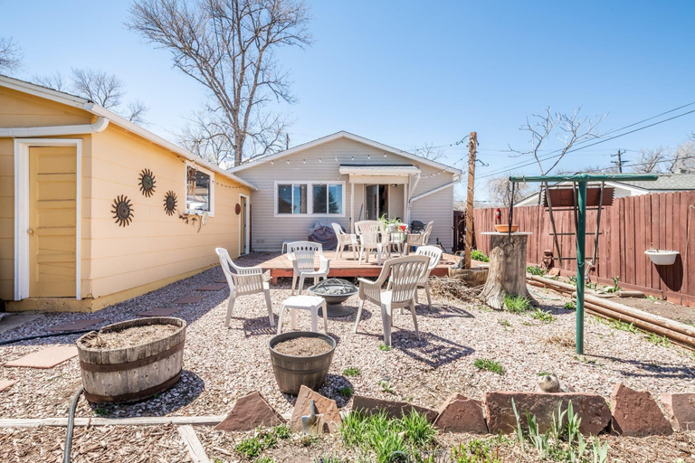 Property grounds 3, Mt Washington House, El Paso