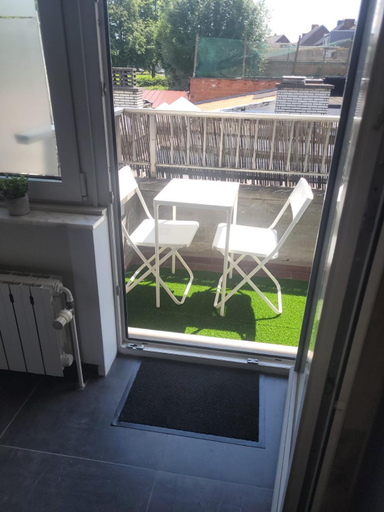 Others 4, Espace Cuesmois chambre, Hainaut