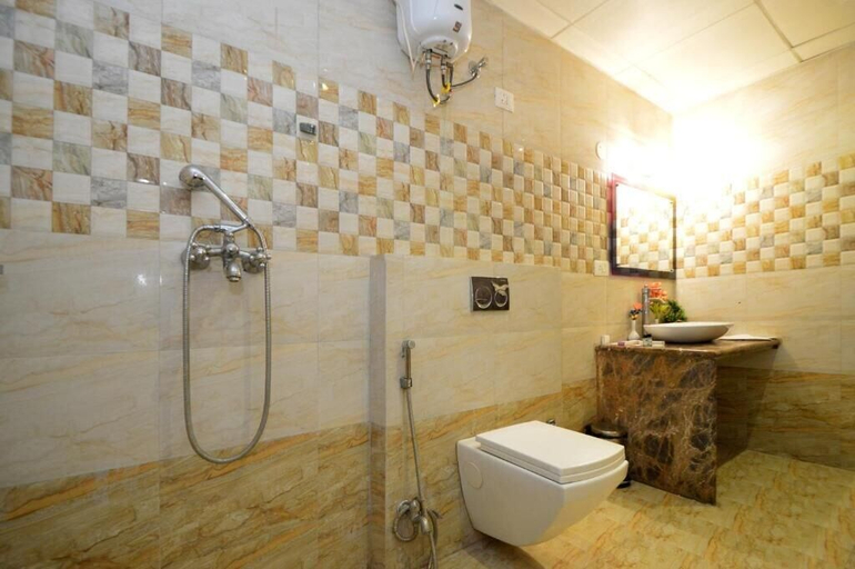 Bathroom 3, HOTEL SURYA GARH, Jaipur