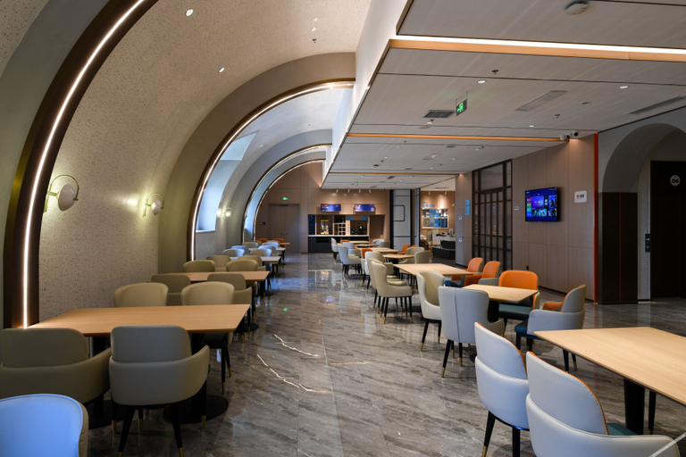 Food & Drinks 4, Holiday Inn Express Tianjin Binhai by IHG, Tianjin