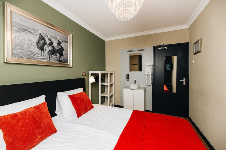 Bedroom 3, Hotel Renesse, Schouwen-Duiveland