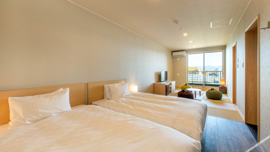 Bedroom 3, Nanki Shirahama Nagominoyu Kachofugetsu, Shirahama