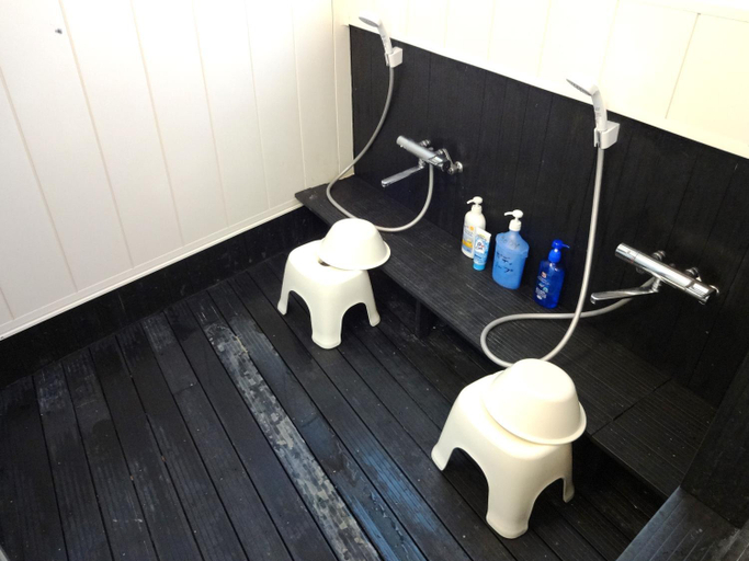 Bathroom 2, Minshuku inn Shirahama Uminoyado, Shirahama