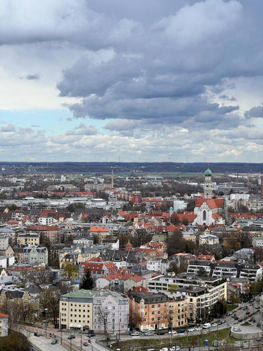 Others 5, Cityapartment im 33. Stock, Augsburg