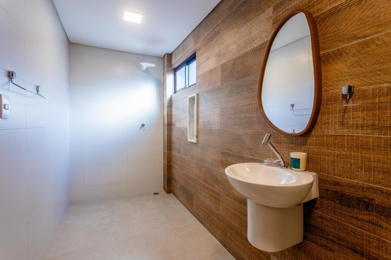 Bathroom 3, Pousada Un Paso del Mar, Ipojuca