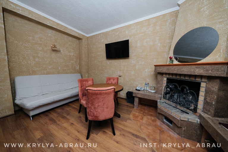 Others 4, Krylya Mini Hotel, Novorossiysk gorsovet