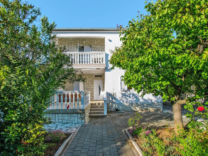 Exterior view 4, Apartment in Seline near Paklenica Park, Starigrad