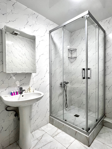 Bathroom 3, Chaqar 121, Tashkent City